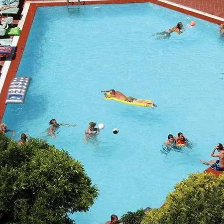 Hotel Uslan 3*