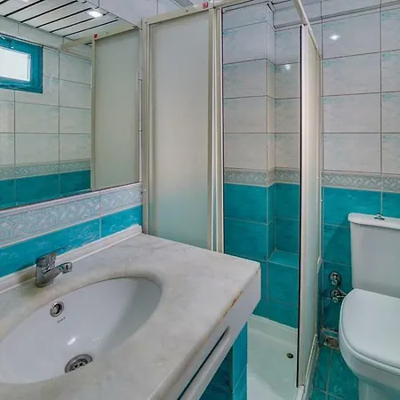Uslan Hotel