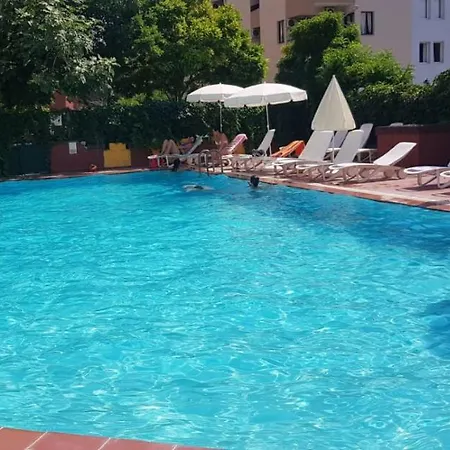 Otel Uslan 3*